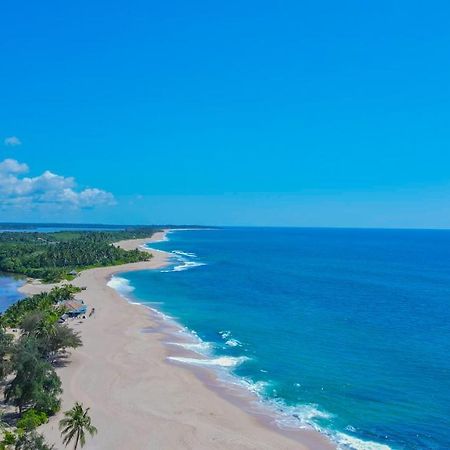 Marakolliya Beach Resort Tangalle Buitenkant foto