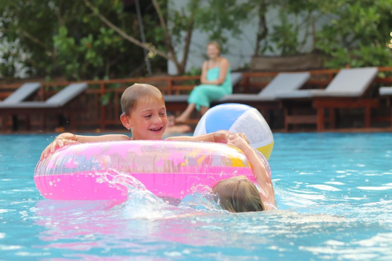 Marakolliya Beach Resort Tangalle Buitenkant foto