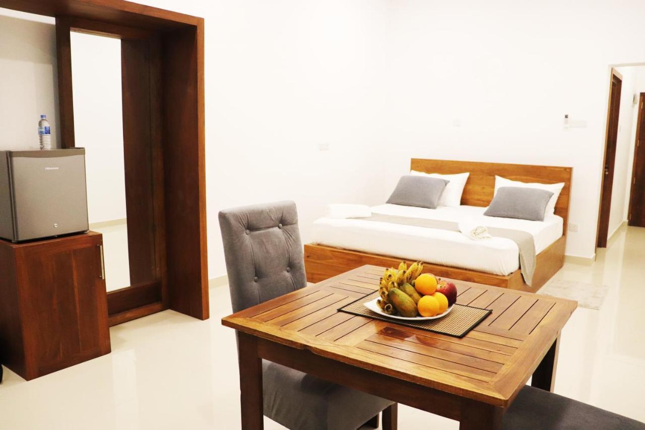 Marakolliya Beach Resort Tangalle Buitenkant foto