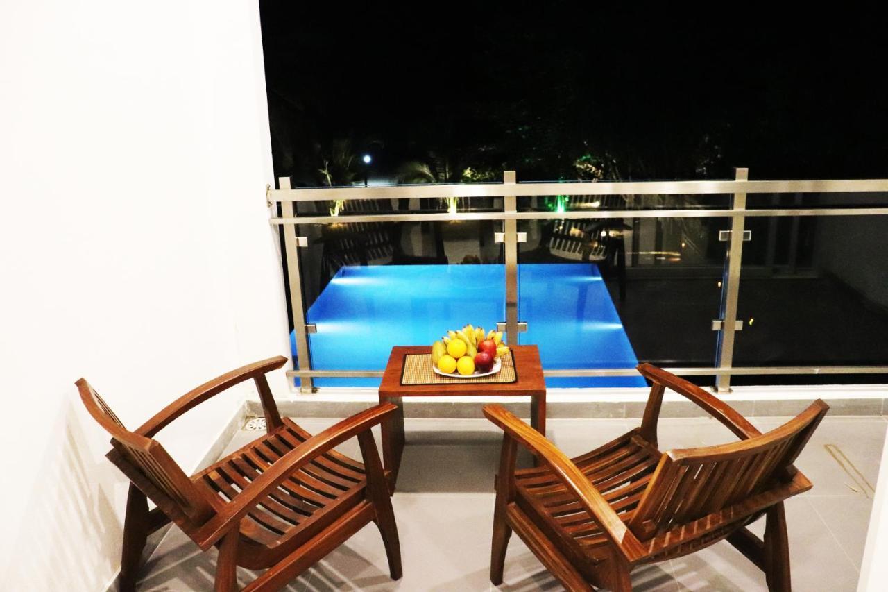 Marakolliya Beach Resort Tangalle Buitenkant foto