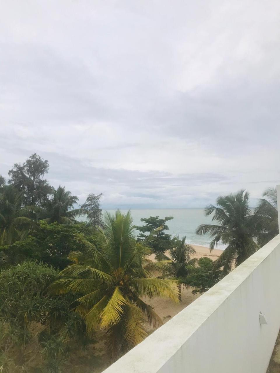 Marakolliya Beach Resort Tangalle Buitenkant foto